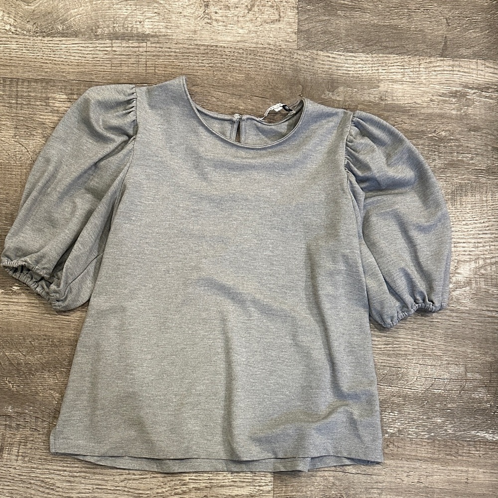 English‎ Factory Women's Medium Gray Puff Sleeve Blouse